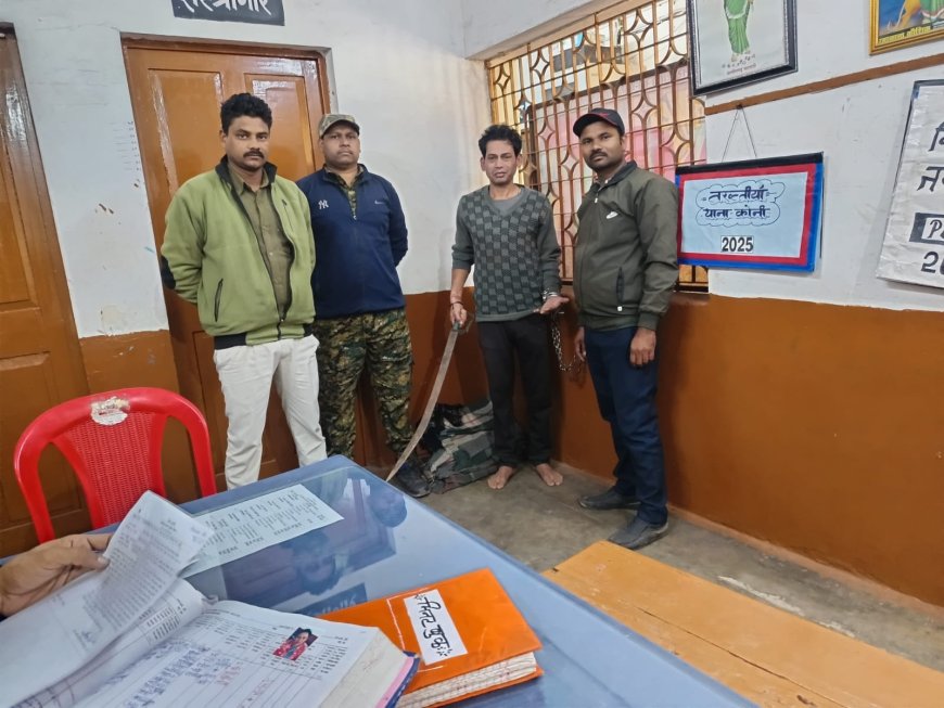 कोनी पुलिस की कार्रवाई:धान मंडी के सामने दहशत मचाने वाला युवक आर्म्स एक्ट में गिरफ्तार