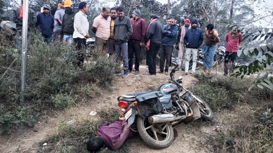 हरदीबाजार में सड़क दुघर्टना पवन श्रीवास की मौत,परिजन थाने पहुंचकर की कार्रवाई की मांग