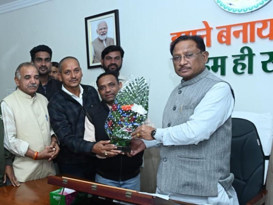 रायपुर : मुख्यमंत्री विष्णु देव साय से कुंभकार समाज के प्रतिनिधि मंडल की सौजन्य मुलाकात