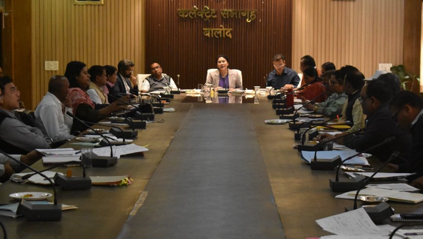 समय-सीमा की बैठक में अधिकारियों को दिए निर्देश समर्थन मूल्य पर धान खरीदी के कार्य की समीक्षा की...सभी अधिकारी-कर्मचारियों का बायोमेट्रिक उपस्थिति अनिवार्य: कलेक्टर मिश्रा