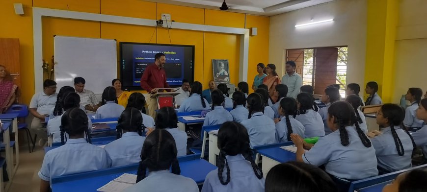 पीएमश्री योजना से बदली शिक्षा की तस्वीर, जिले के 13 विद्यालय बने आधुनिक आदर्श शिक्षण संस्थान,अधोसंरचना, स्मार्ट क्लास, खेल-योग, व्यावसायिक शिक्षा और आधुनिक सुविधाओं का हुआ व्यापक विस्तार