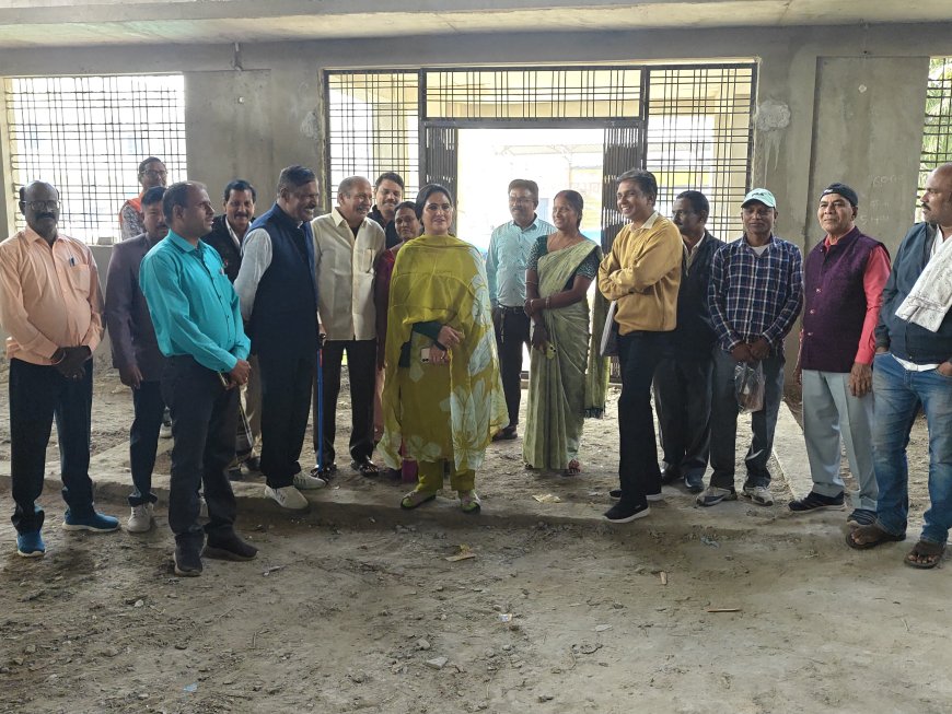 तेलुगू समाज सामुदायिक भवन निर्माण का निरीक्षण महापौर पूजा विधानी ने किया