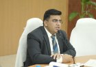 कलेक्टर ने ली निर्माण विभागों की समीक्षा बैठक...अप्रारंभ एवं निविदा स्तर के कार्याे में भी शीघ्रता से कार्यवाही पूर्ण करते हुए कार्य प्रारंभ कराएं- कलेक्टर