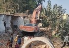 रेलवे लाइन विस्तार से संकट में वार्ड 07 की बुनियादी सुविधाएं, कृष्ण नगर वासियों ने कलेक्टर से लगाई सड़क नाली और मंदिर बचाने की गुहार