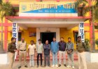 कोरबा पुलिस के द्वारा तड़के सुबह लूट डकैती के अपराध में रिहा हुए आरोपियों की थाना एवं चौकियों में परेड निकाली गई...कुल 102 आरोपियों को थाना तलब किया गया