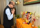 राज्यपाल डेका ने राष्ट्रपिता महात्मा गांधी को दी श्रद्धांजलि