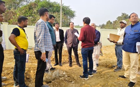 कलेक्टर और निगम कमिश्नर ने किया निर्माणाधीन विकास कार्यों का निरीक्षण...अशोक नगर- बिरकोना,मंगला रोड और प्रस्तावित एजुकेशन हब का भी लिया जायजा...20 जनवरी तक पूरा करें प्रयास आवासीय विद्यालय का काम-कलेक्टर
