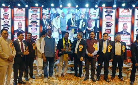 बड़े स्तर पर बिलासपुर मंडल द्वारा एलआईसी एजेंट रूकेश पटेल को एमडीआरटी एजेंट के रूप में सम्मानित