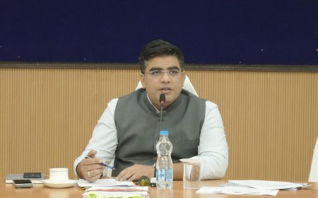 कलेक्टर कुणाल दुदावत की अध्यक्षता में समय-सीमा बैठक हुई आयोजित...जनहितकारी योजनाओं के प्रभावी क्रियान्वयन करें सुनिश्चितः कलेक्टर