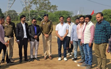 सीपत क्रिकेट प्रतियोगिता शुभारम्भ,मैच में इनामों की लगी झड़ी...खिलाड़ी अपनी योग्यता और मेहनत से आगे बढ़े : मेलाराम साहू