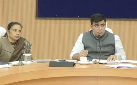 धान खरीदी के अंतिम दिनों में किसानों को धान बेचने में न हो परेशानीः कलेक्टर