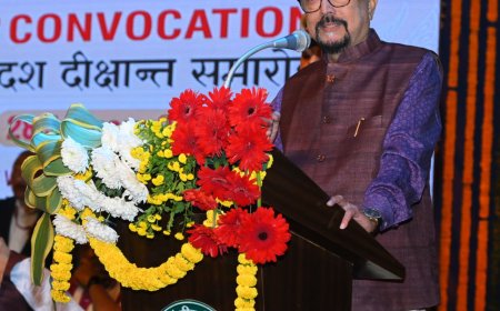 इंदिरा कला संगीत विश्वविद्यालय का दीक्षांत समारोह...राज्यपाल रमेन डेका के हाथों 5 को डी.लिट्, 64 को शोध उपाधि तथा 236 विद्यार्थियों को मिला पदक