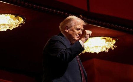 डोनाल्ड ट्रम्प ने कहा कि 'उम्मीद है' कि ईरान के खिलाफ सैन्य कार्रवाई की जरूरत नहीं पड़ेगी।