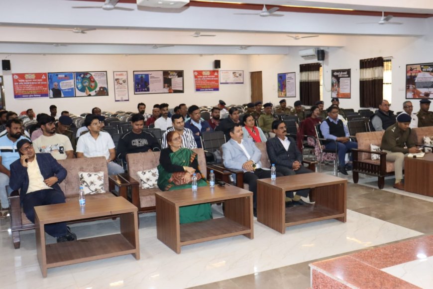 सड़क सुरक्षा माह के दौरान PPP मॉडल के आधार पर जनसहयोग से सुगम व सुचारू आवागमन हेतु शहर को सुव्यस्थित करने ली गई संकल्प...पायलट प्रोजेक्ट के रूप में शहर के कुछ जगह को सेक्टर के रूप में चिन्हित कर की जाएगी आवश्यक सुधारात्मक एवं समाधान कारक प्रयास