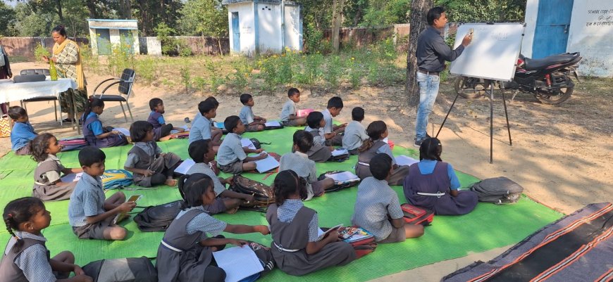 दूरस्थ धजाक प्राथमिक शाला में अब पढ़ाई की नई रोशनी,युक्ति युक्तकरण की प्रक्रिया से ग्रामीण बच्चों को का भविष्य हो रहा बेहतर