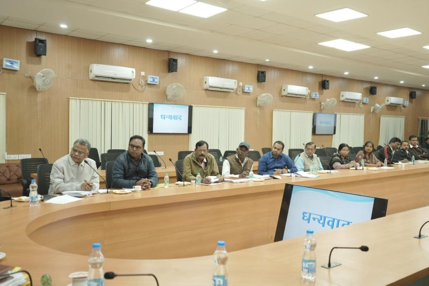 परंपरा को तकनीक से जोड़कर रामकुमार प्रजापति आत्मनिर्भरता की राह में बढ़ा रहे कदम...पी.एम. विश्वकर्मा योजना ने हुनर को दिलाई नई पहचान