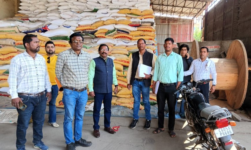 एसडीएम गुरूर द्वारा किया गया राईस मिल का निरीक्षण...पुरूर के राईस मिल में उपलब्ध धान एवं चावल का जाँच कर किया भौतिक सत्यापन