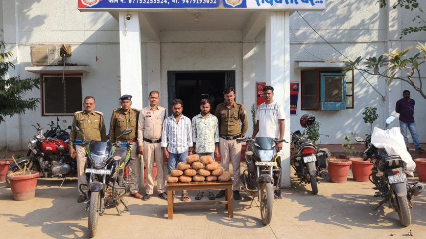 रतनपुर पुलिस व एसीसीयू की बड़ी कार्रवाई...14 किलो से अधिक गांजा जब्त...दो तस्कर गिरफ्तार,एक फरार