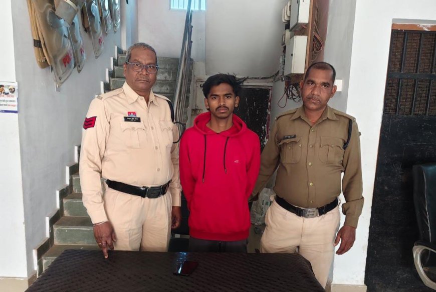 सोशल मीडिया पर अश्लील सामग्री फैलाने वाला आरोपी गिरफ्तार, मस्तूरी पुलिस की सख्त कार्रवाई