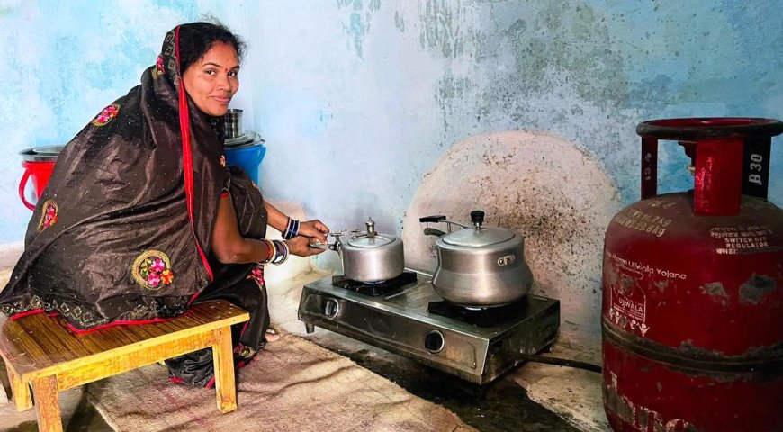 रायपुर : प्रधानमंत्री उज्ज्वला योजना से सुरक्षित हुई महिलाओं की रसोई