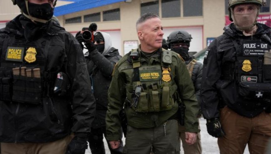 अमेरिकी अधिकारी ने बॉर्डर पेट्रोल कमांडर ग्रेगरी बोविनो को पद से हटाए जाने की खबरों का खंडन किया।