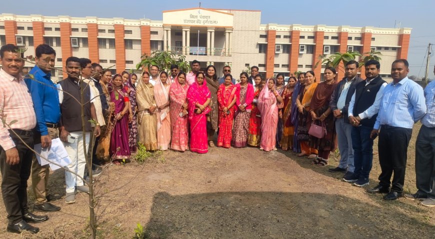 जिला पंचायत बालोद के सदस्यगण एक्सपोजर विजिट हेतु आज महाराष्ट्र राज्य के लिए हुए रवाना