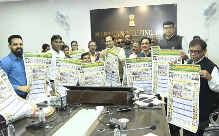 कलेक्टर ने कर्मचारी-अधिकारी फेडरेशन के कैलेण्डर का किया विमोचन