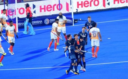 अर्जेंटीना के हाथों मिली शर्मनाक हार ने भारतीय टीम और वरिष्ठ खिलाड़ियों को सवालों के घेरे में ला दिया है।