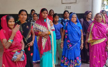 रोड सेंगर गली में अवैध निर्माण का आरोप, ग्रामीणों ने कलेक्टर से की शिकायत