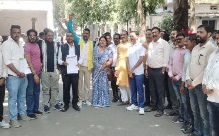 फिल्म “यादव जी की लव स्टोरी” पर रोक की मांग कलेक्टर को सौंपा ज्ञापन