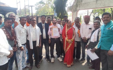 पचरीघाट में बिलासा चबूतरा के सौंदर्यीकरण और ऑडिटोरियम निर्माण की मांग, केवट समाज ने मुख्यमंत्री को सौंपा ज्ञापन