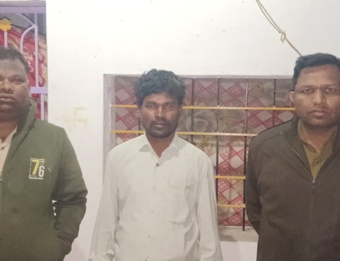 “सजग कोरबा – सतर्क कोरबा” अभियान: रात्रि चेकिंग व कांबिंग गश्त में पुलिस की सख्त कार्रवाई