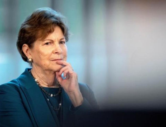 डेमोक्रेटिक पार्टी की एक रिपोर्ट के अनुसार, अमेरिका ने लगभग 300 लोगों को तीसरे देशों में निर्वासित करने पर 40 मिलियन डॉलर खर्च किए।