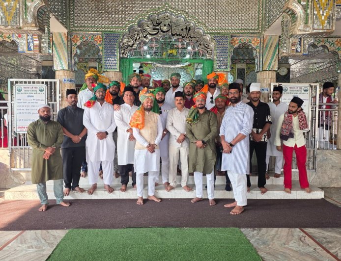 मुख्यमंत्री विष्णु देव साय के जन्मदिवस पर लूथरा शरीफ दरगाह में चादरपोशी, अमन-चैन की दुआ