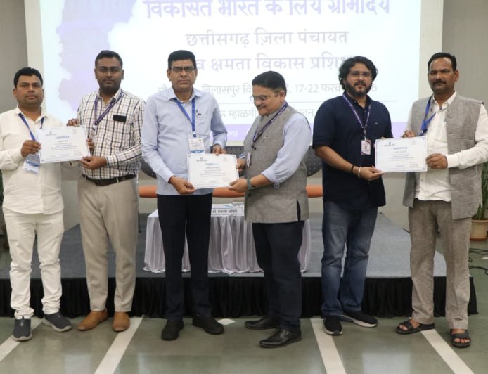 जिला पंचायत सदस्यों का सात दिवसीय प्रशिक्षण प्रवास सम्पन्न, विकास मॉडलों का किया अध्ययन