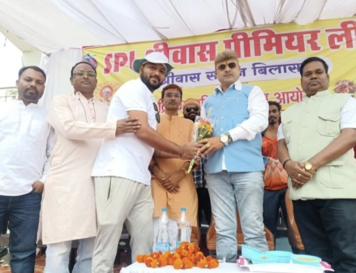 श्रीवास प्रीमियर लीग का शुभारंभ सामाजिक एकता में खेलों की भूमिका अहम — त्रिलोक चंद्र श्रीवास