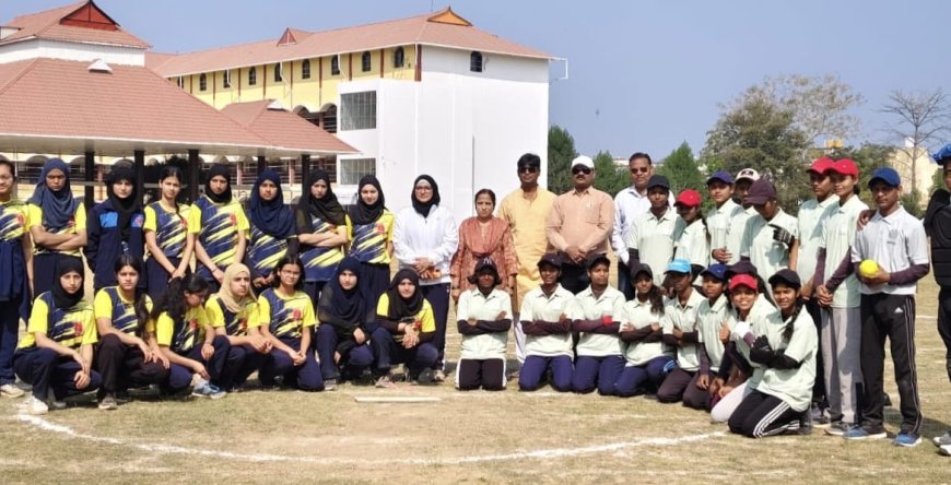 सॉफ्टबॉल 69वीं राष्ट्रीय शालेय क्रीड़ा प्रतियोगिता : छत्तीसगढ़ का दबदबा, बालक-बालिका दोनों टीमें फाइनल में