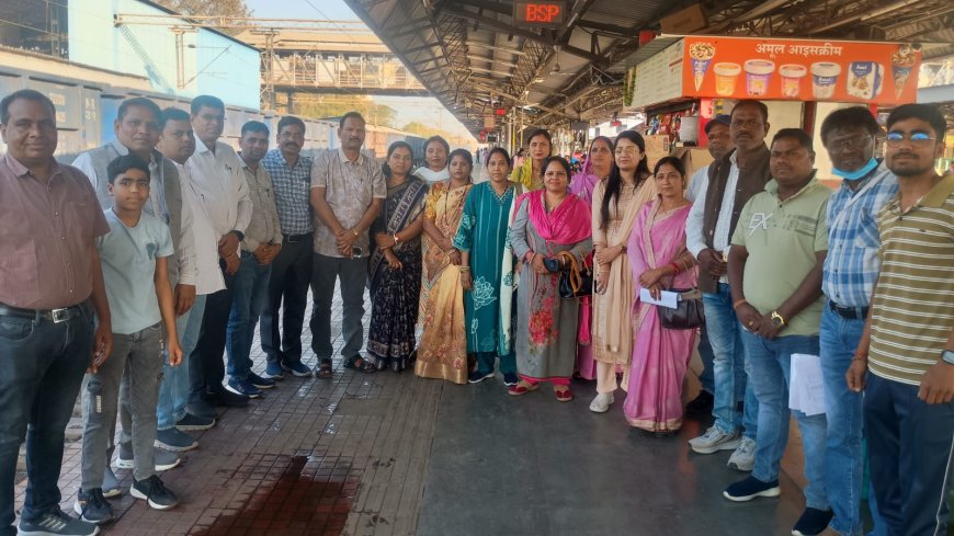 जिला पंचायत बिलासपुर का प्रतिनिधिमंडल सात दिवसीय आवासीय प्रशिक्षण हेतु मुंबई रवाना