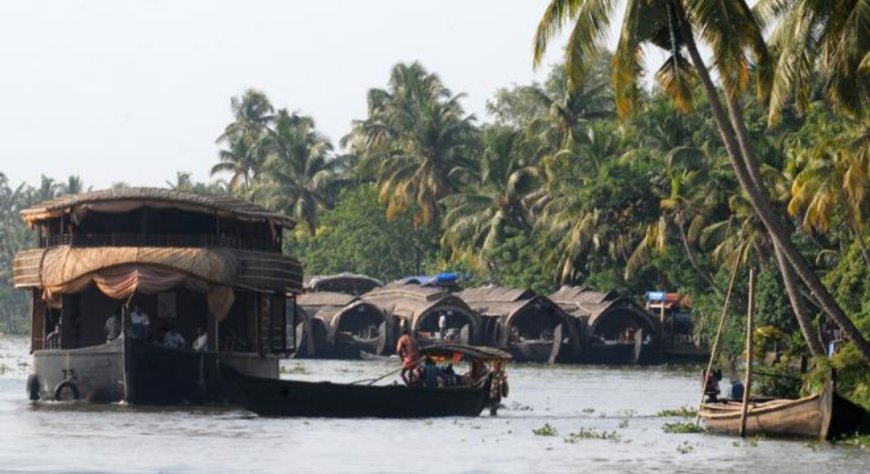 पर्यटन क्षेत्र को पुनर्जीवित करने के लिए 'ईश्वर का अपना देश' बड़ी चुनौतियों का सामना कर रहा है।