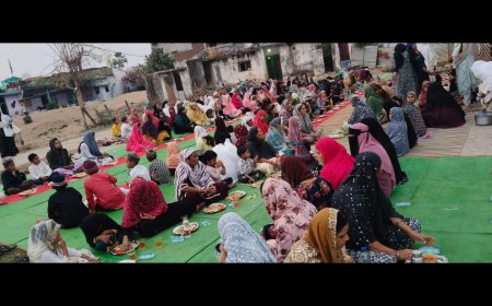 अठारह वें रोज़ के मौके पर रतनपुर, करैहा, पारा के मुस्लिम महिलाओं के द्वारा रोगे इफ्तार का पार्टी रखा गया