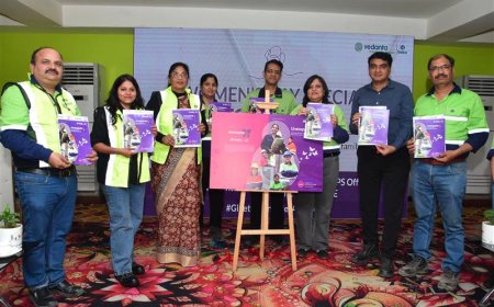 आईजी मिलना कुर्रे ने बालको में 56 महिला कर्मचारियों को किया सम्मानित