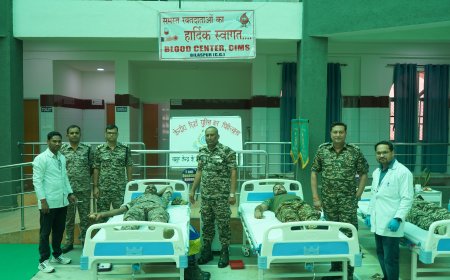 सीआरपीएफ के 87वें स्थापना दिवस पर रक्तदान व स्वास्थ्य जांच शिविर...जवानों ने बढ़-चढ़कर किया रक्तदान