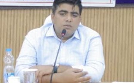 कलेक्टर ने डिजिटल भारत निधि के तहत  मोबाईल टावर योजना के सम्बंध में ली समीक्षा बैठक...अधिकारियों को योजना को गंभीरता से लेने व  समयावधि में कार्य पूर्ण करने हेतु किया निर्देशित