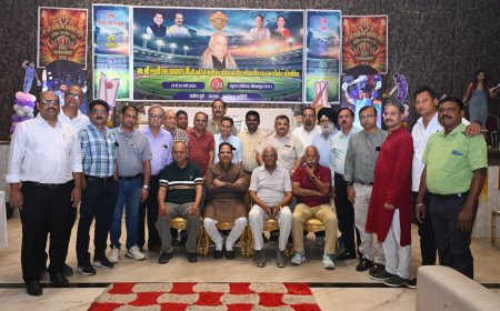 ट्रॉफी लॉन्चिंग में शामिल हुए विधायक अमर अग्रवाल, बिलासपुर में आधुनिक क्रिकेट स्टेडियम बनाने का प्रस्ताव