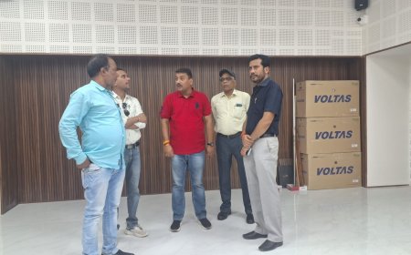 बिलासपुर प्रेस क्लब का पुनर्निर्माण का बेलतरा विधायक सुशांत शुक्ला ने किया निरीक्षण