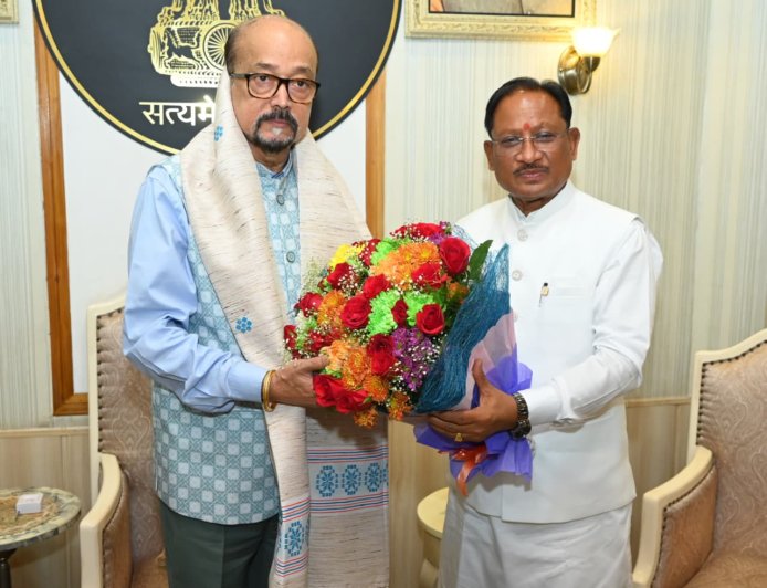 मुख्यमंत्री विष्णु देव साय ने राज्यपाल रमेन डेका को जन्मदिन की दी शुभकामनाएँ