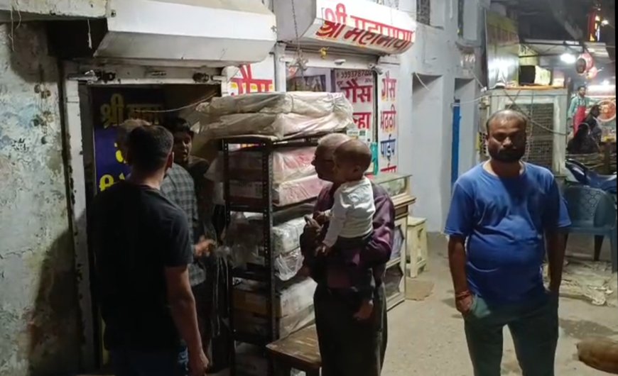 खाद्य विभाग की बड़ी कार्रवाई दो दिन में 5 दुकानों पर दबिश, 200 से ज्यादा अवैध गैस सिलेंडर जब्त