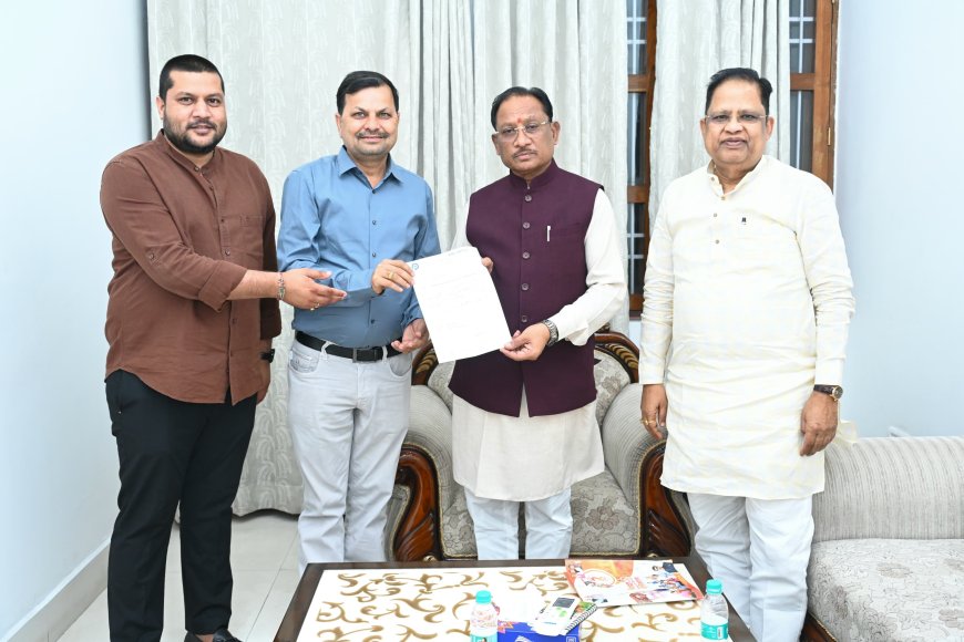 अयोध्या यात्रा के लिए रामभक्त प्रवीण झा ने मुख्यमंत्री विष्णुदेव साय को सौंपा आमंत्रण, विधायक अमर अग्रवाल के नेतृत्व में सीएम आवास में मुलाकात