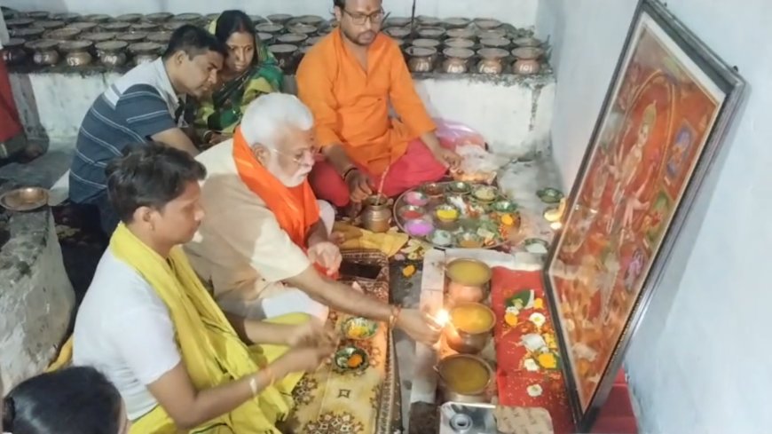 6 शुभ संयोग में शुरू हुआ चैत्र नवरात्रि, मंदिरों में उमड़ी श्रद्धालुओं की भीड़