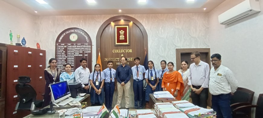 पीएम श्री स्कूलों के मेधावी छात्रों ने दिल्ली आगरा का किया शैक्षणिक भ्रमण...कलेक्टर संजय अग्रवाल ने छात्रों का किया उत्साहवर्धन